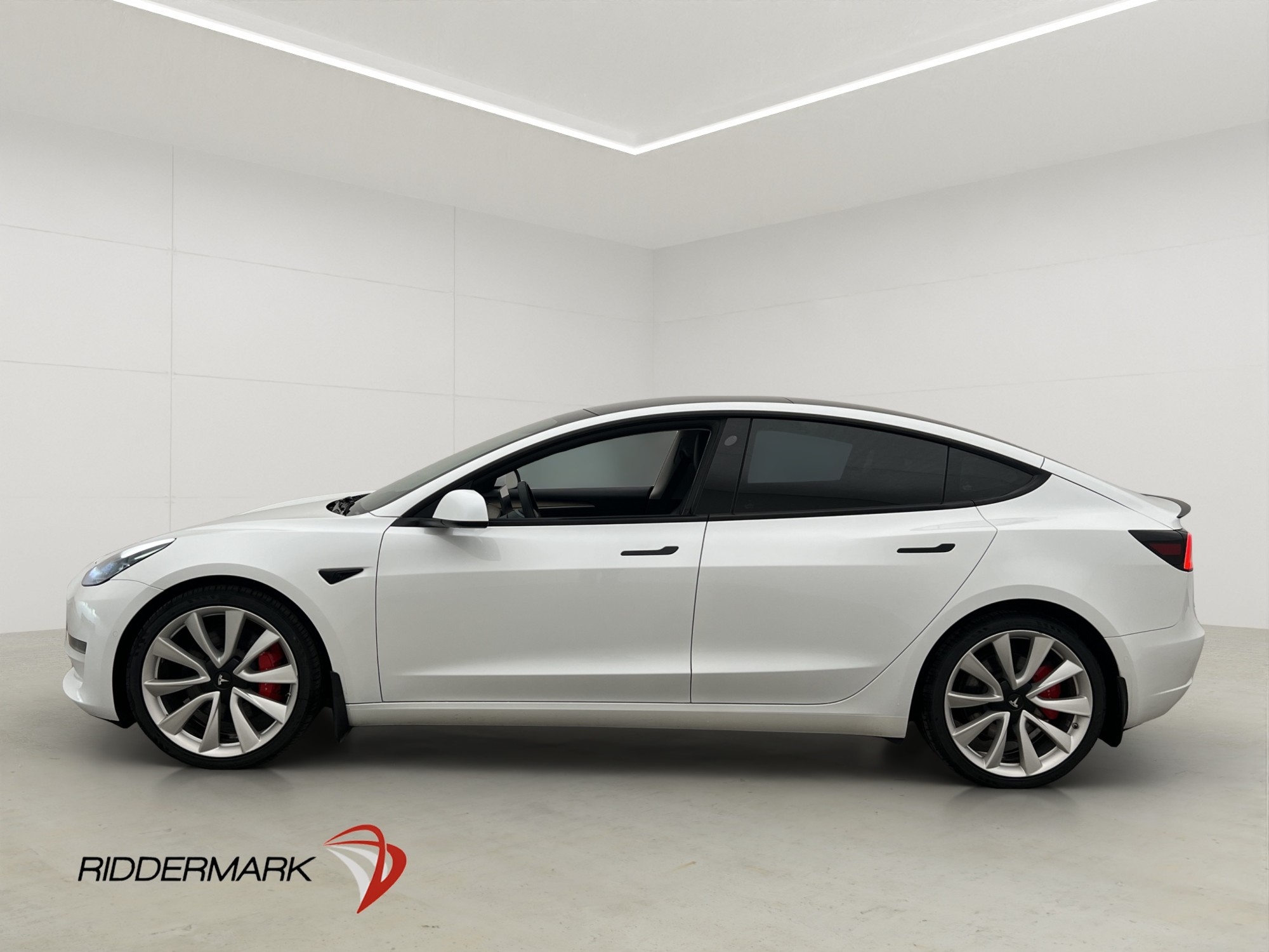 Tesla Model 3 2022, kuva 5/80