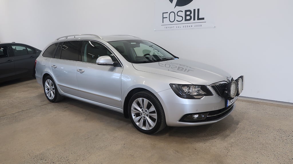 Skoda Superb *Kampanj 2000kr CirkelK* 2.0 TDI Navi-Värmare-Drag