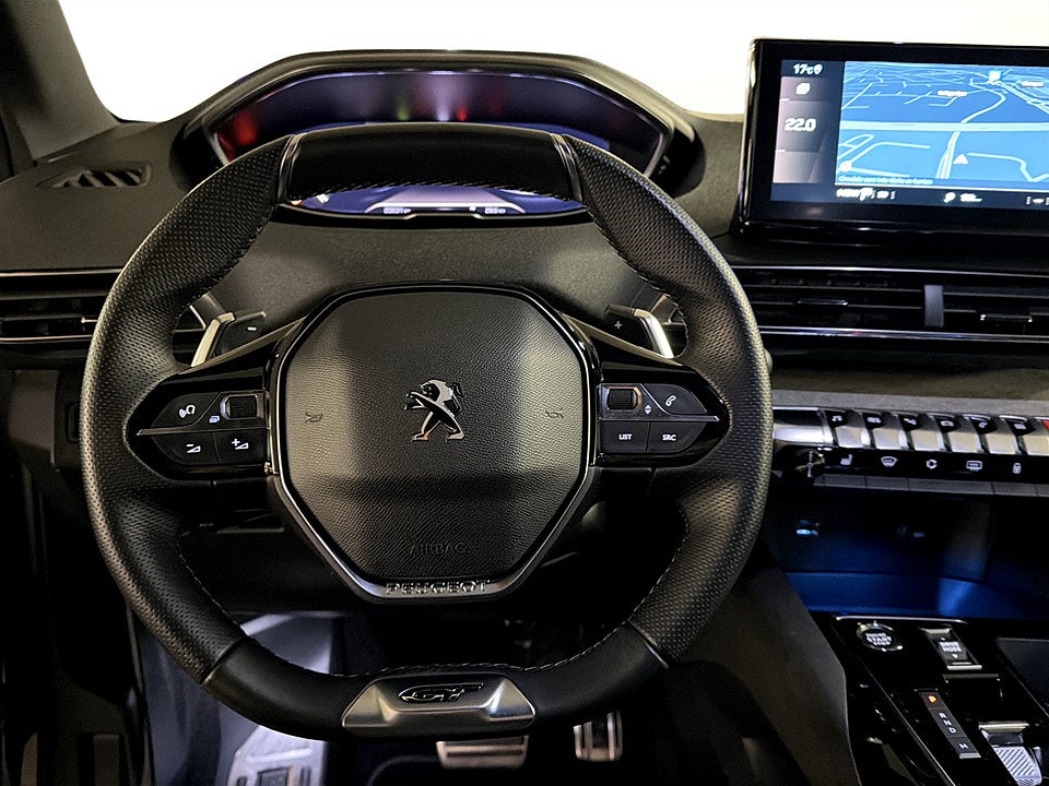 Bild på Peugeot 3008 GT 1.2 PT 130hk Aut B-KAMERA CARPLAY