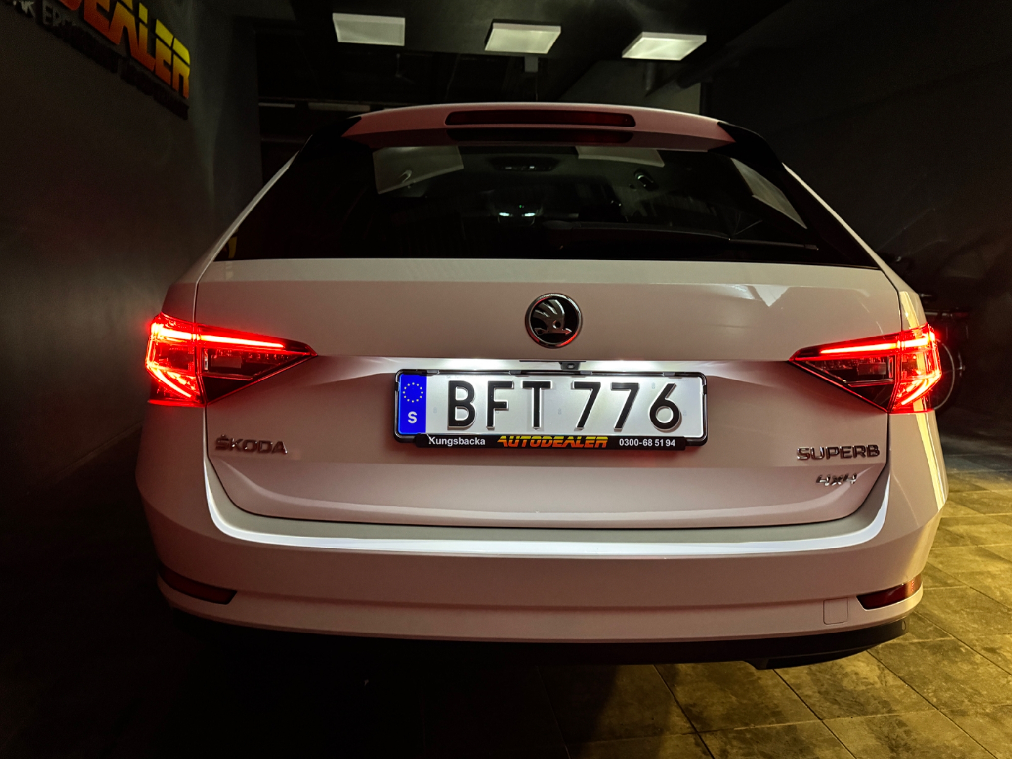 Skoda Superb 2018, bild 6/56