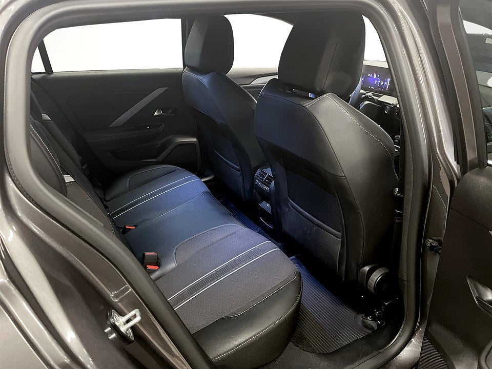 Bild på Opel Astra ST GS 1.2 PT 130hk Aut - B-KAMERA, CARPLAY