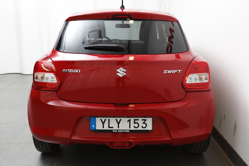 Suzuki Swift 1,2 90hk 5D Adaptiv Farthålllare Backkamera 2018