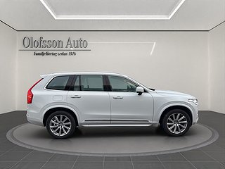 SUV Volvo XC90 3 av 16