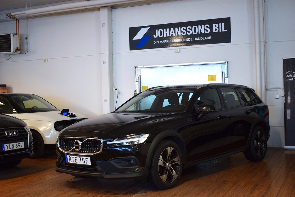 Volvo V60 Cross Country B4 AWD Momentum Advanced Backkamera