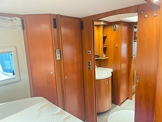 Husbil-integrerad Concorde LINER 1090 M 27 av 33