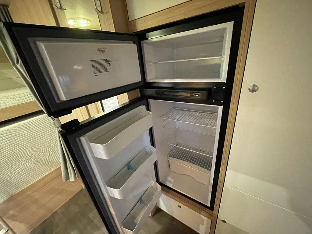 Sunlight A 72 / Automat 150hk / Våningssäng / 6 bältad /  - Sunlight