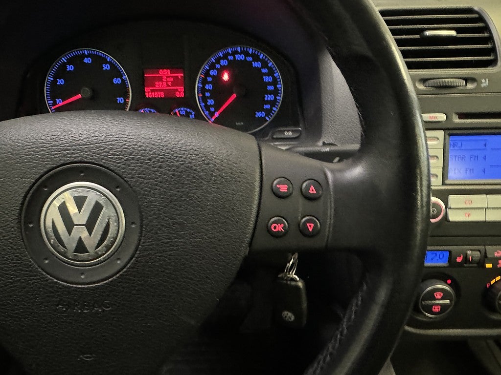 Volkswagen Jetta 1.6 Multifuel Trendline | DRAG | P-SENSOR | S+V | NYBES