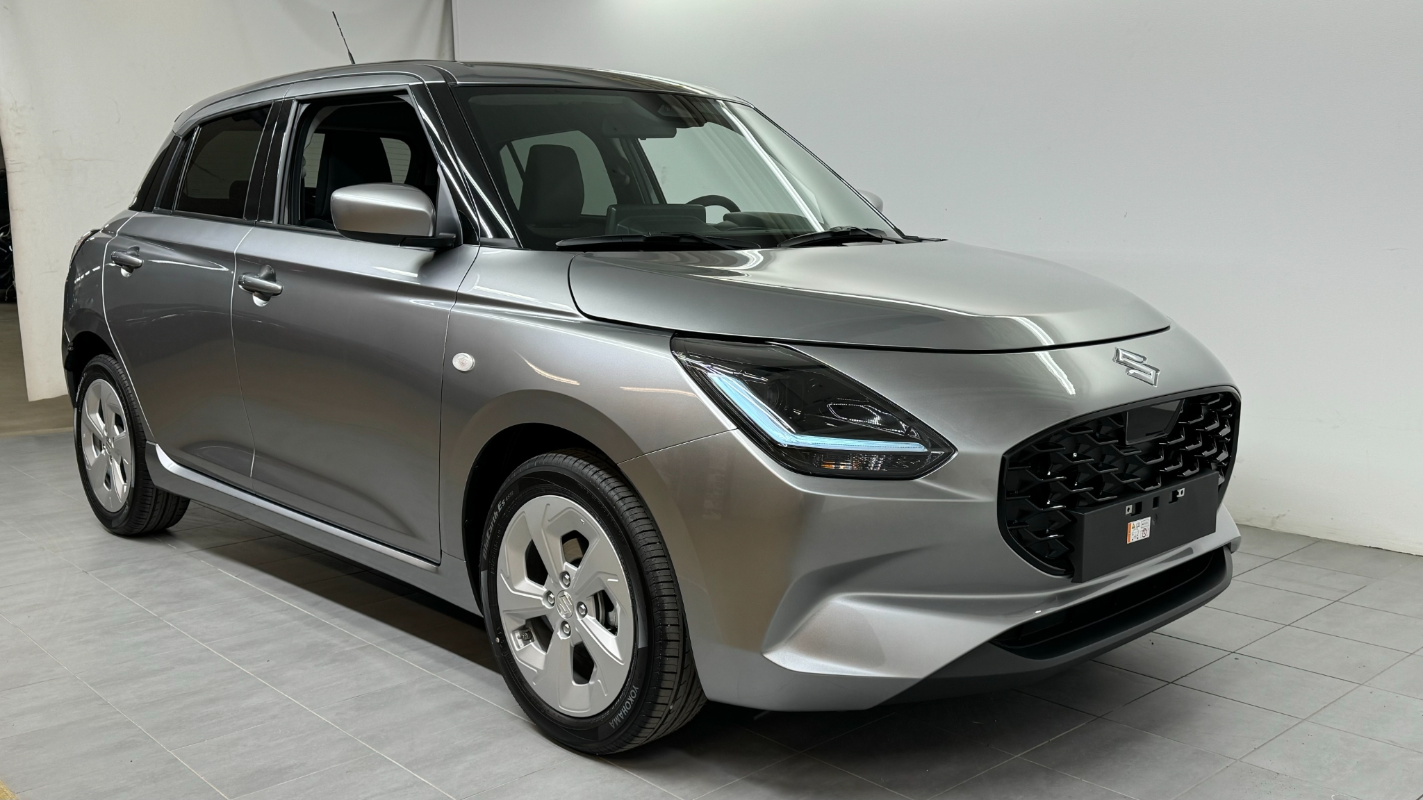 Suzuki Swift 2025, bild 2/10
