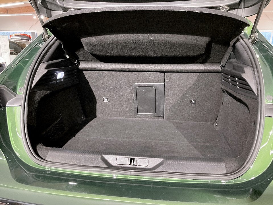 Bild på Peugeot 308 5D Allure PHEV 180hk Aut - CARPLAY, B-KAMERA