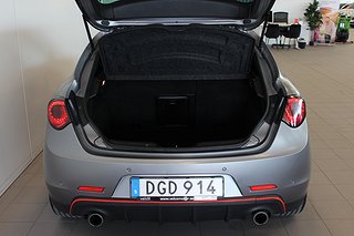 Halvkombi Alfa Romeo Giulietta 6 av 26