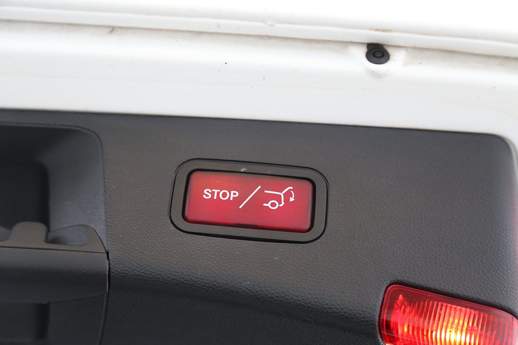 Mercedes-Benz E 220 T BlueTEC 9G-Tronic AMG Sport Avantgarde Drag