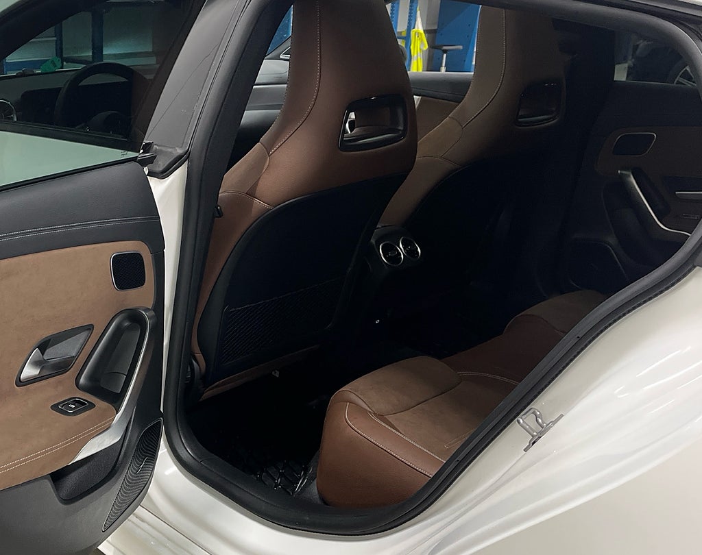 Mercedes-Benz CLA 200 AMG Premium Glastak 19tum Burmester Vinterpkt - bild 5