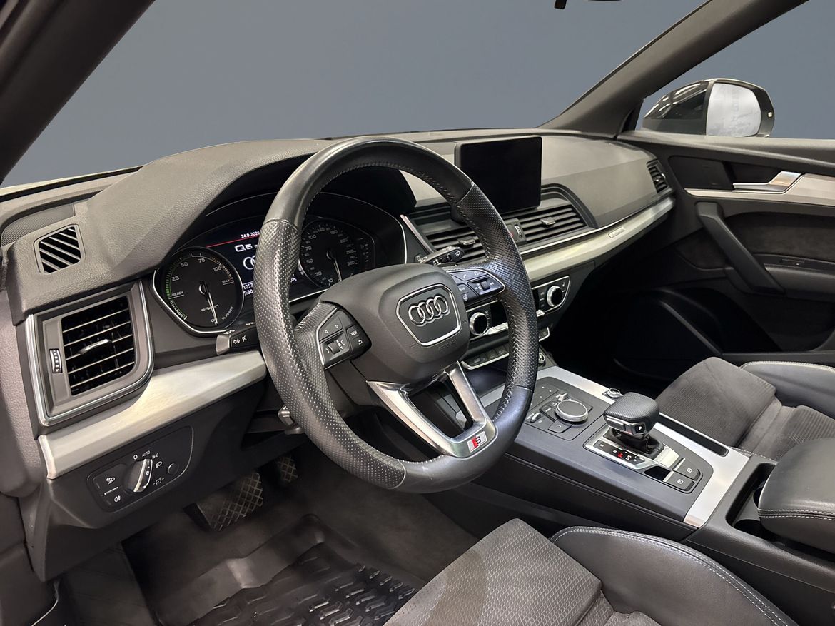 Audi Q5 55 TFSI e Quattro S-Line 2020, bild 4/10