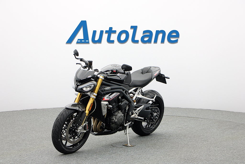 Triumph Speed triple 1200 RS* Nya däck! Körlägen Quick Shifter+