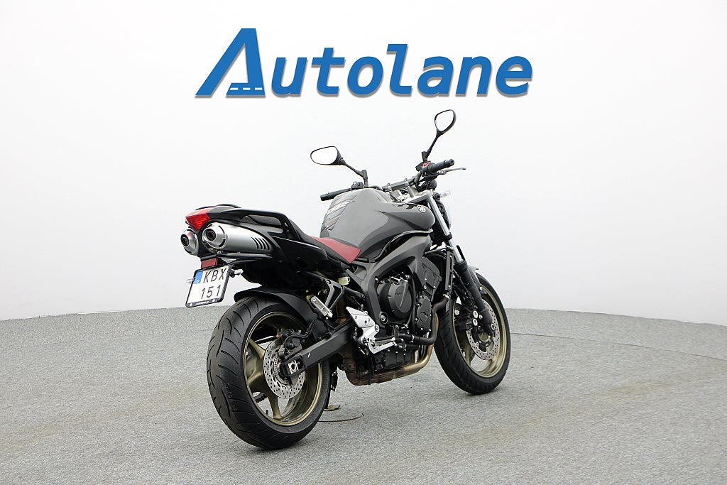 Yamaha FZ6-N S2 *Sommarkampanj 4,99%