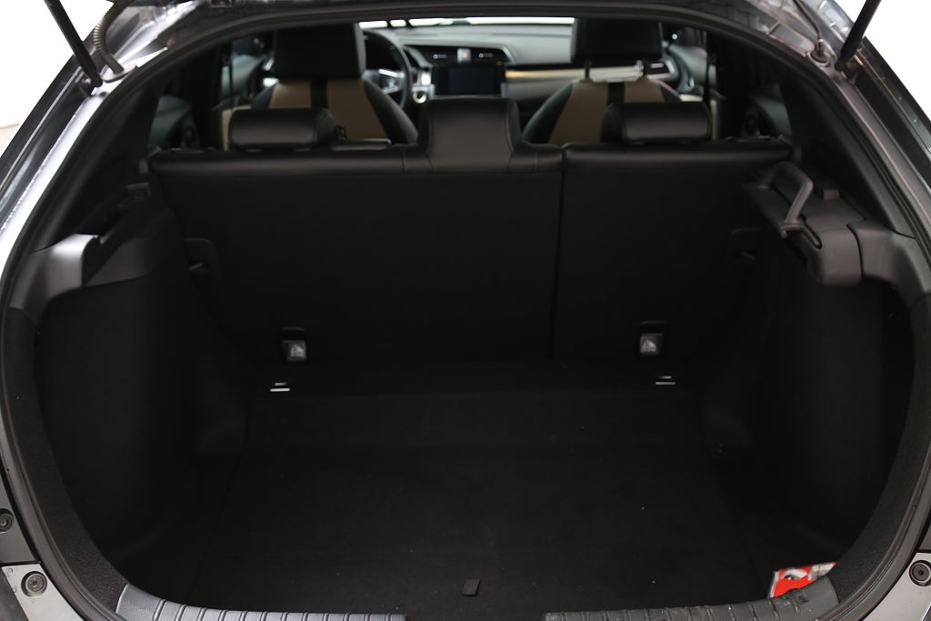 Honda Civic 1,5 i-VTEC Turbo Prestige Aut 5D Motorvärmare 2017