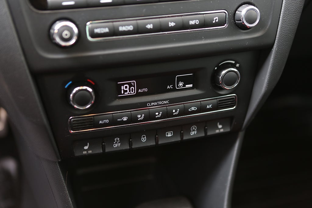 Skoda Rapid 1,2 TSI Monte Carlo Spaceback Panorama