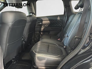 SUV Mitsubishi Outlander 9 av 15