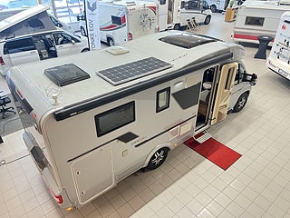Husbil-halvintegrerad Adria CORAL SUPREME 670 SL 6 av 25