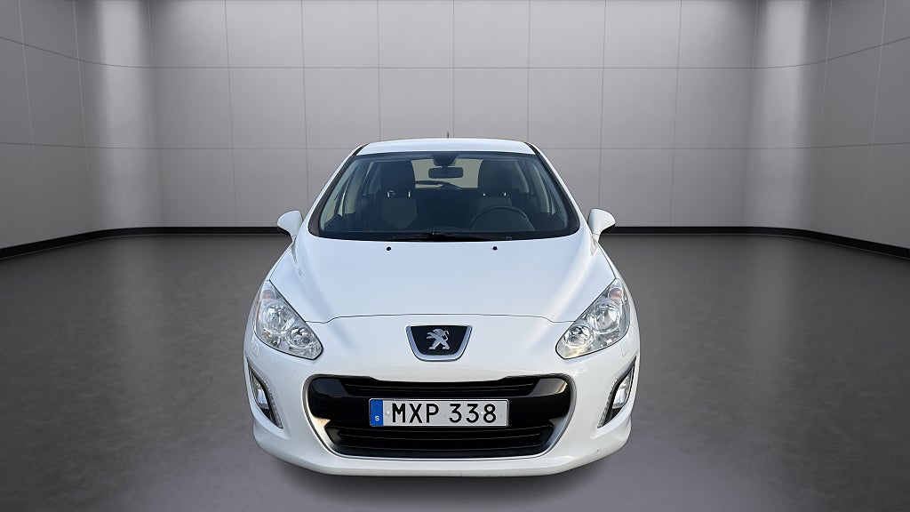 Peugeot 308 5-dörrar 1.6 e-HDi FAP Vinterhjul  - miniatyr 8