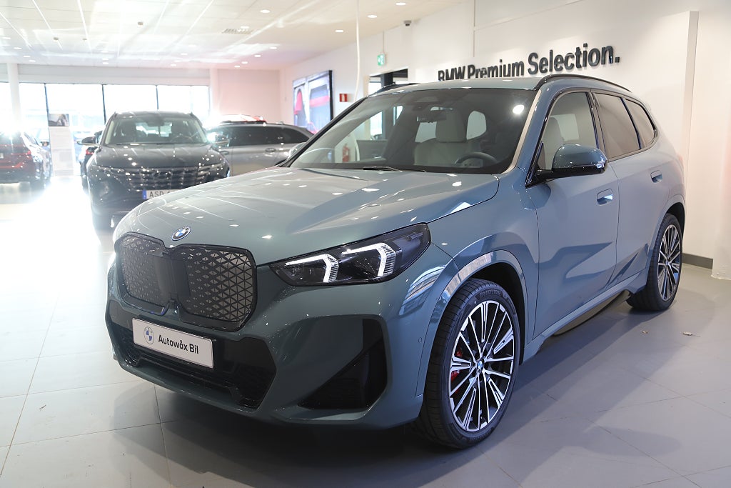 BMW iX1 xDrive30 M Sport