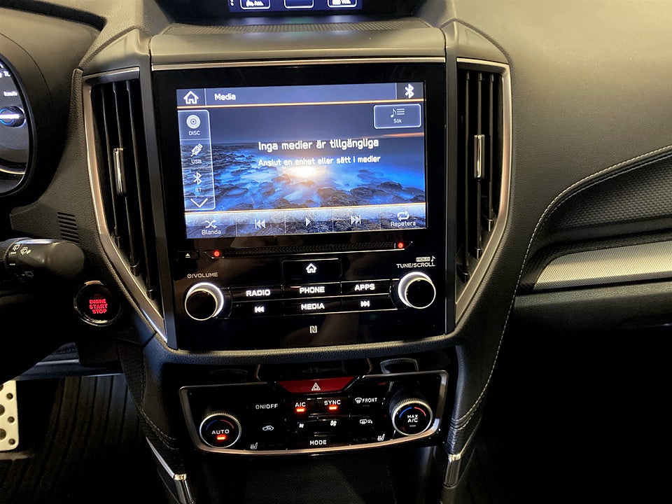 Bild på Subaru Forester Active e-Boxer 150hk Aut 4WD B-KAMERA CARPLAY