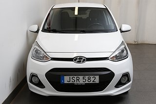 Halvkombi Hyundai i10 4 av 17