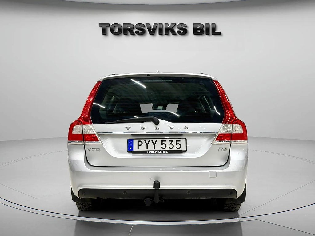 Volvo V70 D3 Geartronic Classic, Momentum Navi Drag  2 Ägare - miniatyr 5