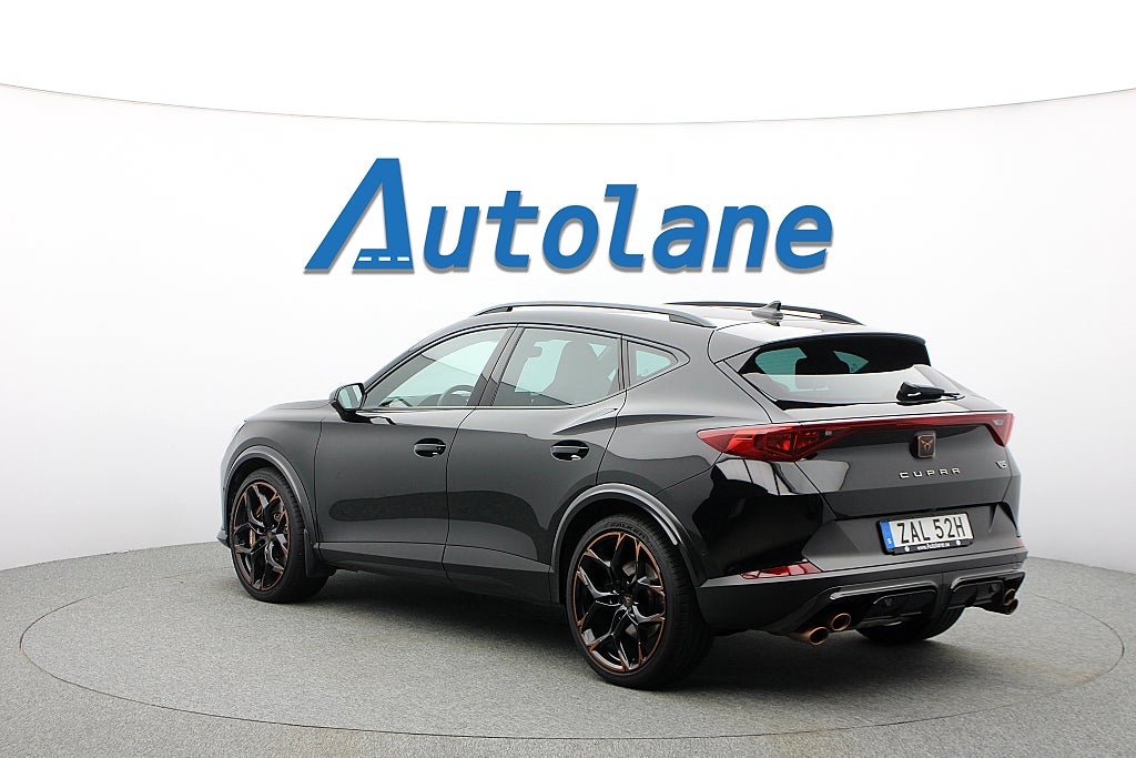 Cupra Formentor VZ5 2.5l 5-cyl, Kolfiber, 360°, BEATS®, CarPlay 390hk