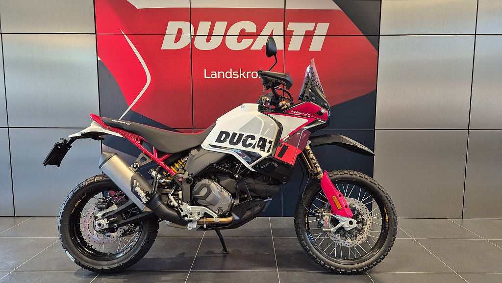 Ducati Desert X Rally 