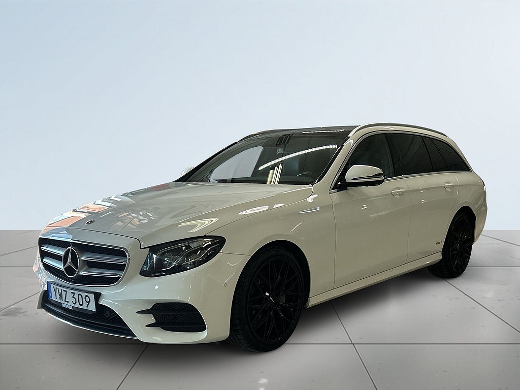 Mercedes-Benz E 220T d 4MATIC AMG Line Burmester Värmare 360°kamera S&V