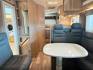 Husbil-integrerad Kabe TMI 810 LQB 12 av 27