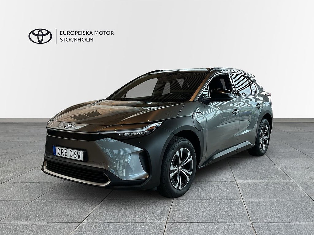 Toyota bZ4X 71.4 kWh AWD EXECUTIVE JBL SKINN VINTERHJUL