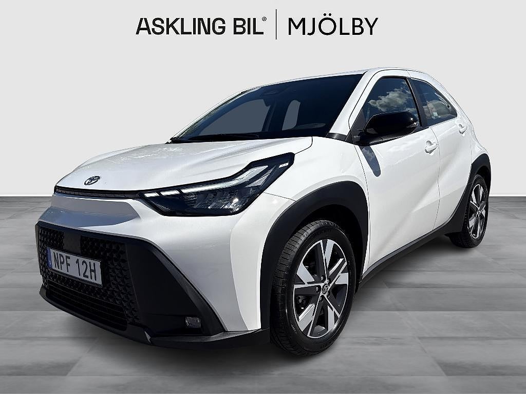 Toyota Aygo X Hybrid 1.5 Hybrid Comfort Pack Moms