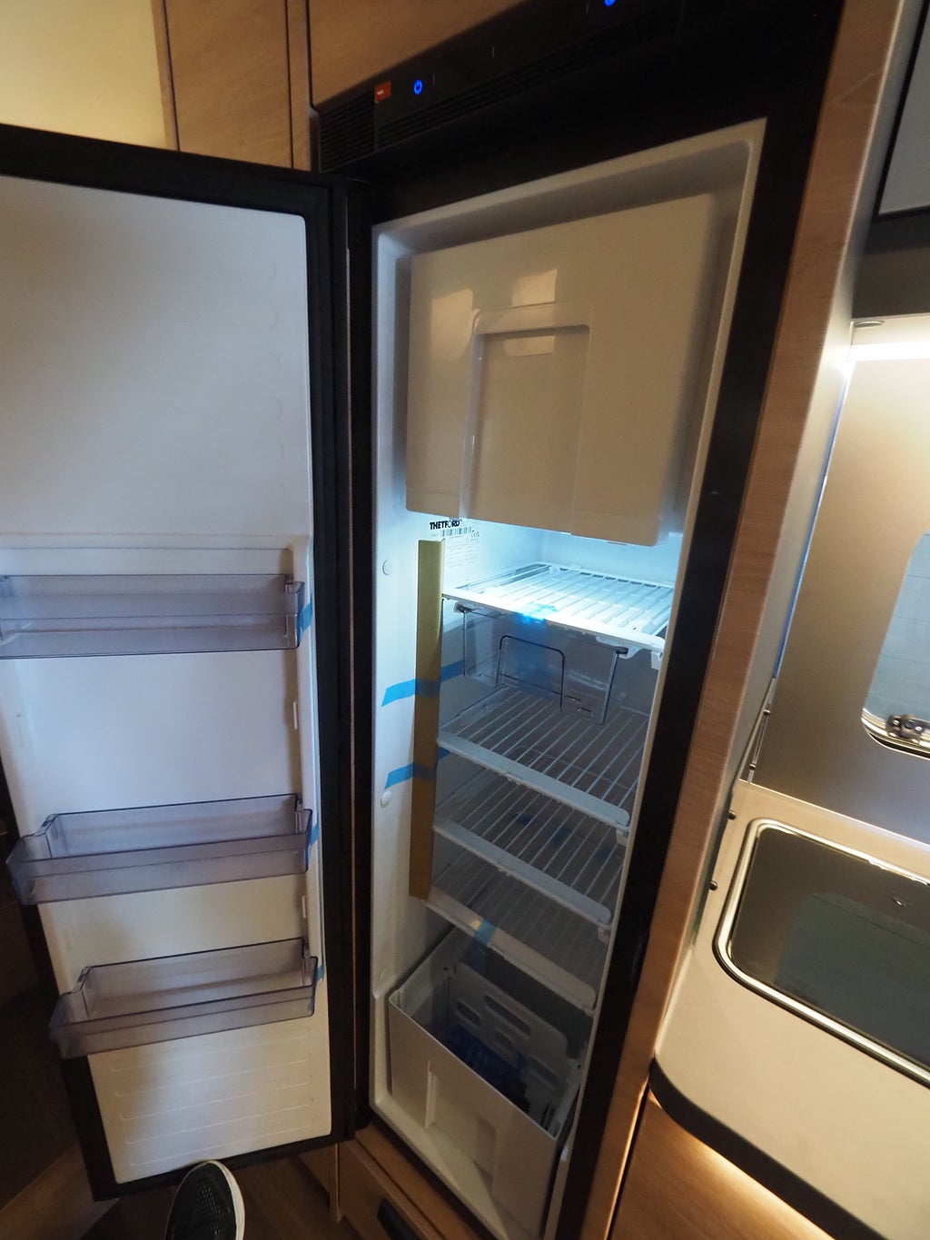 Knaus L!ve Wave 700 MEG Platinum Selection OMG Leverans I AUT I Solcel 2026