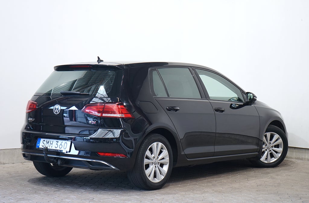 Volkswagen Golf 5-dörrar 1.6 TDI Automat Dragkrok Carplay 116hk