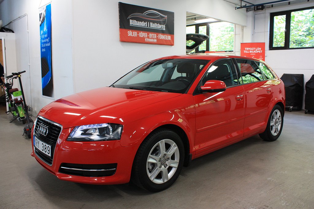 Audi A3 Sportback 1.6 TDI 105hk Attraction 15200 Mil