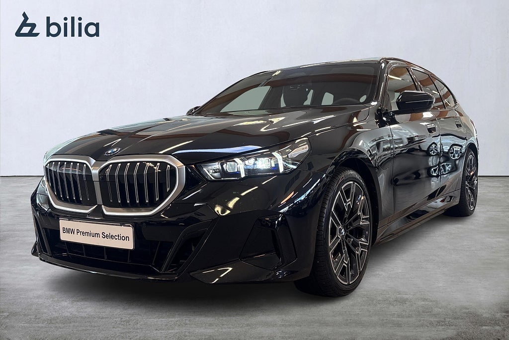 BMW 530e xDrive Touring M Sport B&W 360 Kamera HUD. BiliaDays26