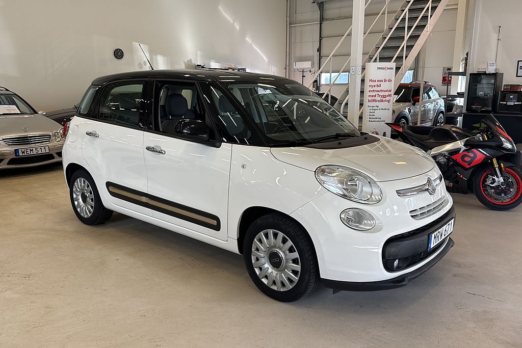 Fiat 500L 1.4 FIRE T-JET 120HK POPSTAR LÅGMIL 1 BRUKARE
