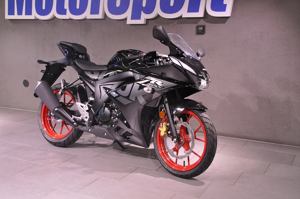 Suzuki GSX-R125 ABS *i butik*