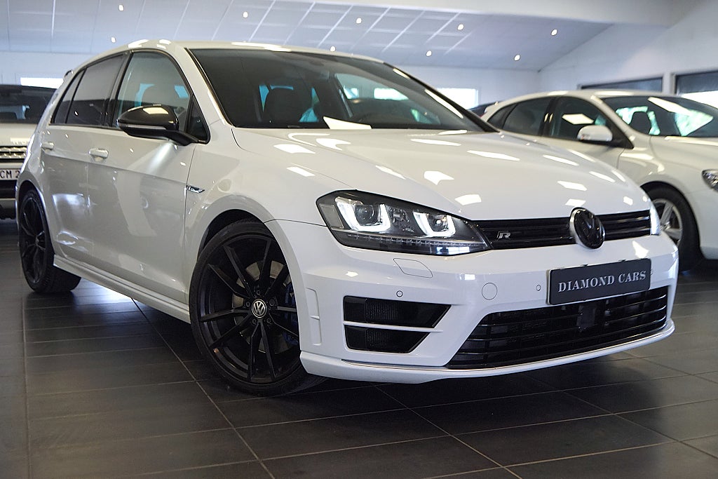 Volkswagen Golf R 2.0 4Motion Milltek CarPlay Dynaudio 