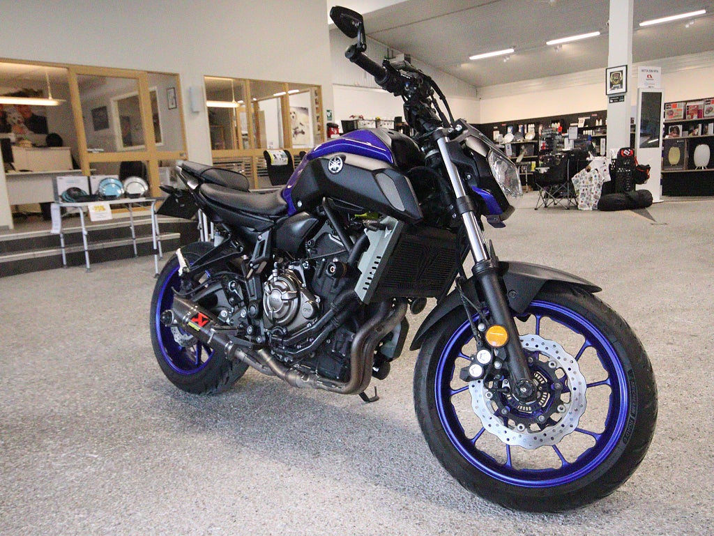 Yamaha MT-07 