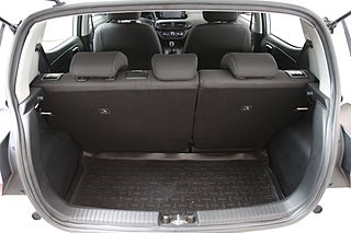 Halvkombi Hyundai i10 21 av 21