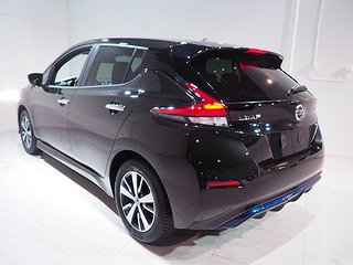 Halvkombi Nissan Leaf 4 av 22