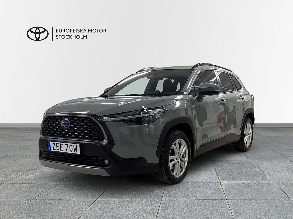 Toyota Corolla Cross 2,0 HYBRID AWD-I STYLE PLUSPAKET / Vinterhjul 