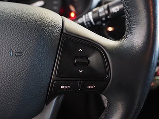 Halvkombi Kia Rio 16 av 18