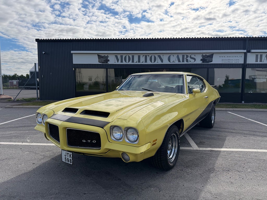Pontiac GTO Hardtop 6.6 V8 Hydra-Matic