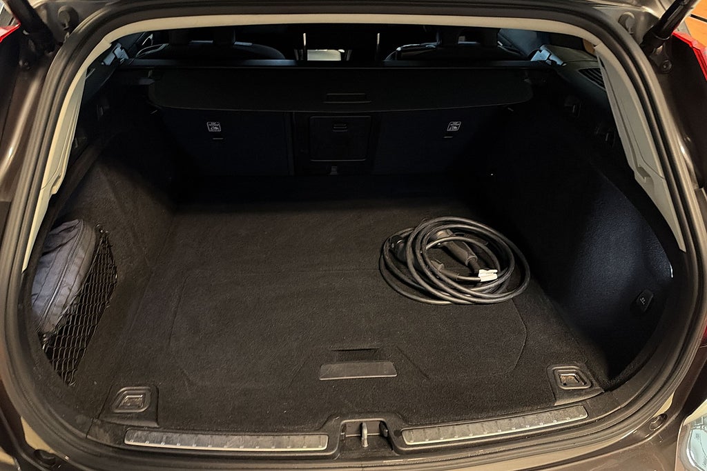 Volvo V60 Recharge T6 AWD Aut Core Edition V-hjul Värmare Kamera  miniatyr 16