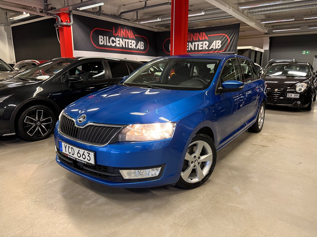Skoda Rapid Spaceback 1.2 TSI 2 ägare PDC Carplay Ny besiktad SoV