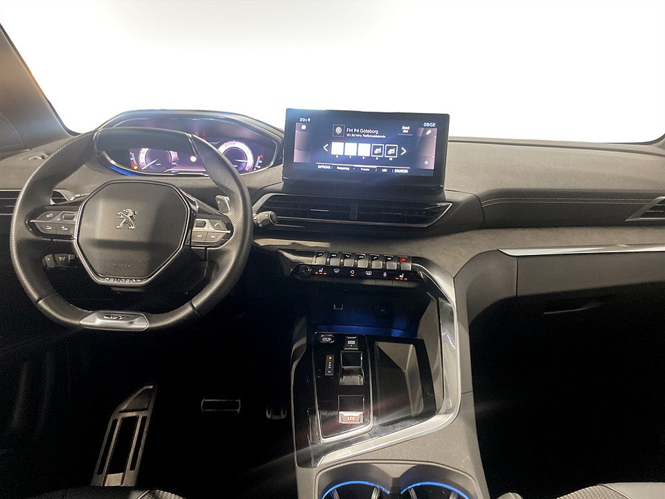 Bild på Peugeot 5008 GT 1.2 PT 130hk Aut 7-SITS B-KAMERA CARPLAY